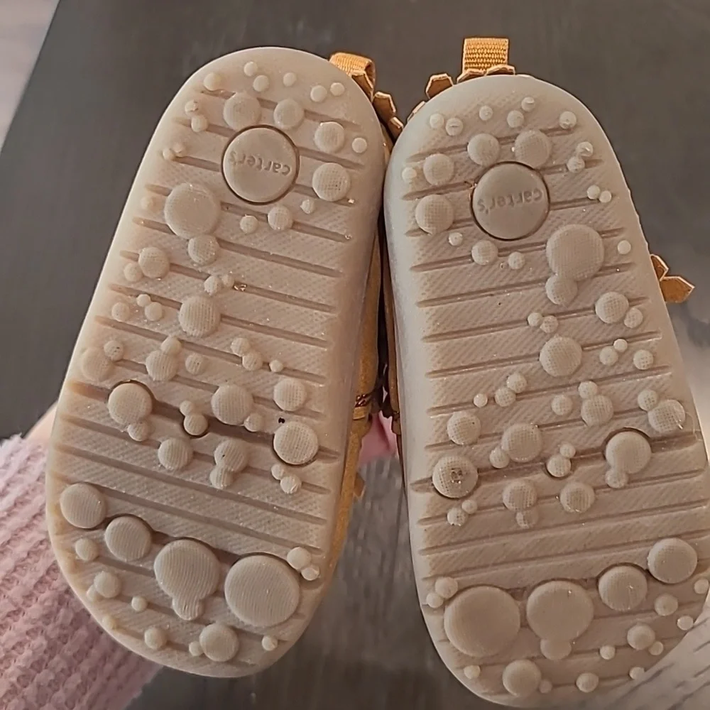 Baby girl moccasins